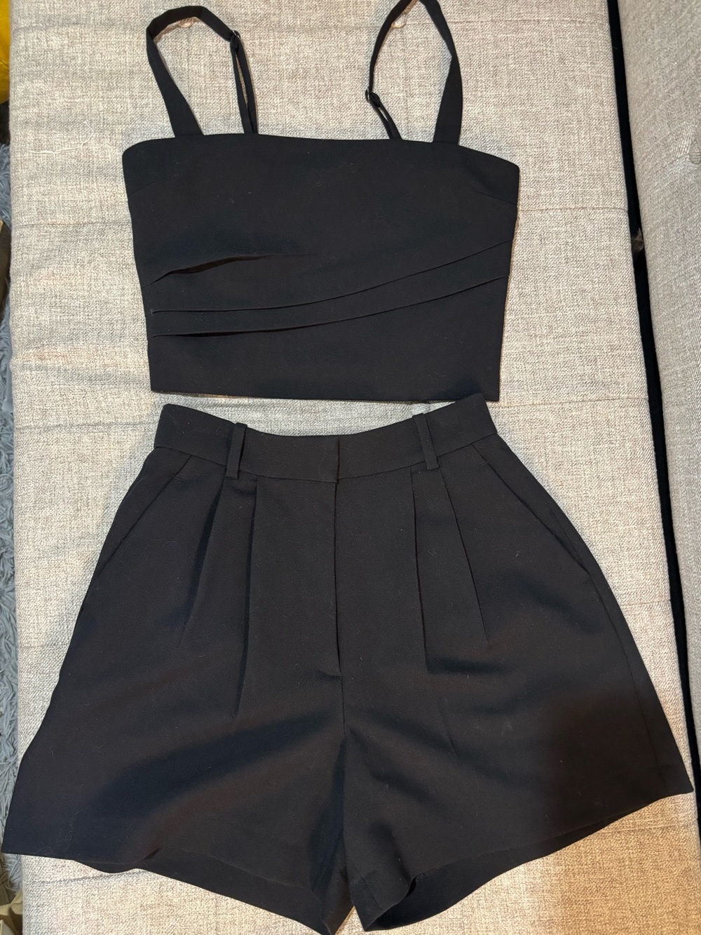 Abercrombie Tailored Squareneck Crop Top & Pleated Shorts Set Black XS 00 24W